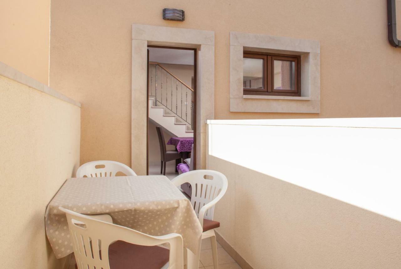 Apartments Kate Makarska Exterior photo